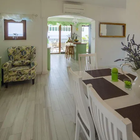 Stunning Views Hill Side With Infinity Pool & Indoor Floor Aquarium Villa Makarska